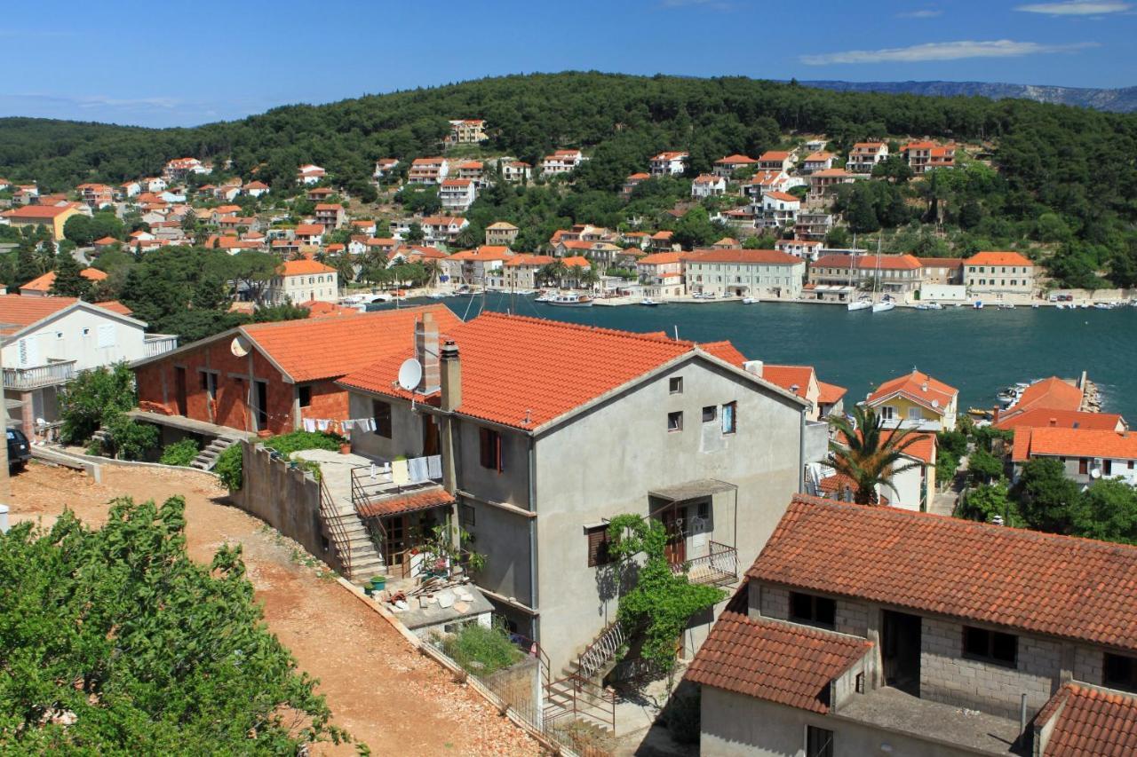 Apartments With A Parking Space Jelsa, Hvar - 8746 Jelsa  Buitenkant foto