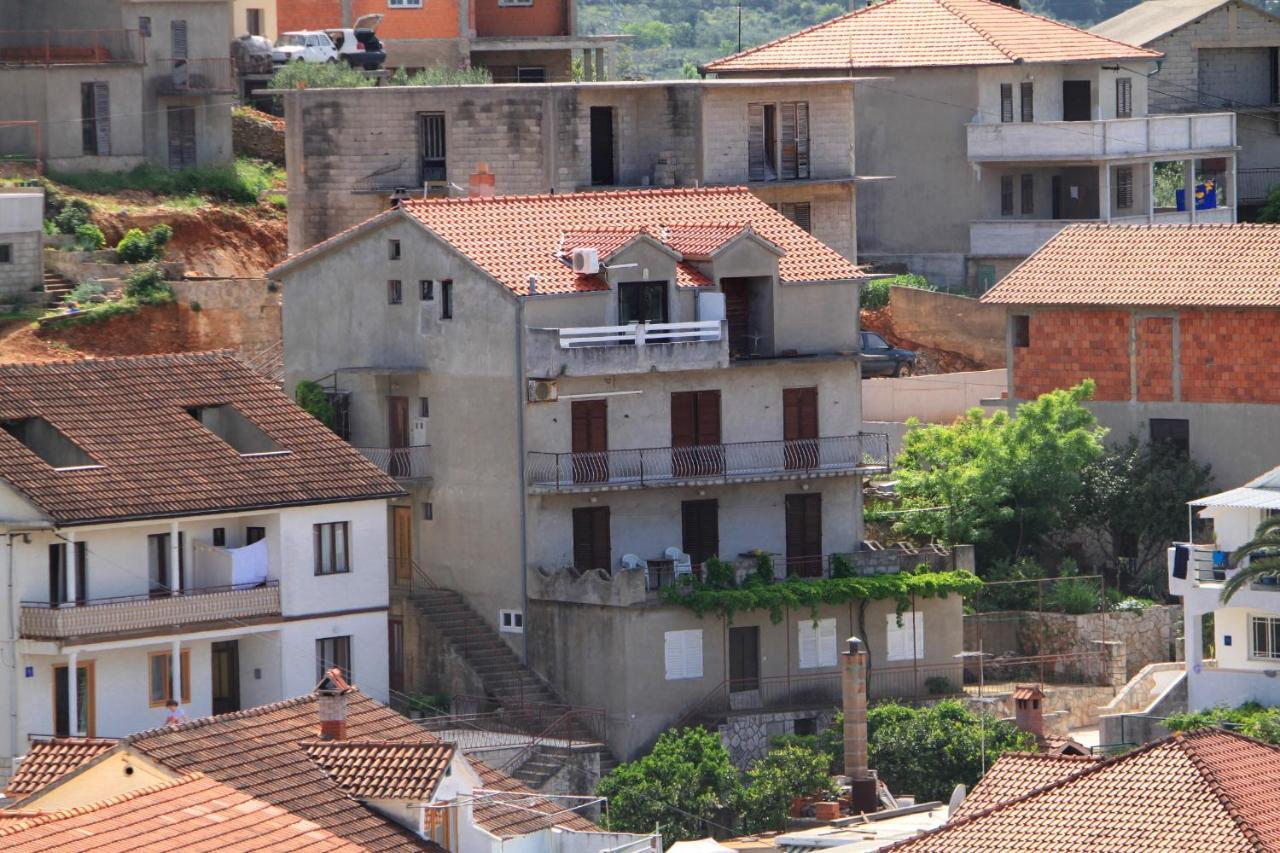 Apartments With A Parking Space Jelsa, Hvar - 8746 Jelsa  Buitenkant foto