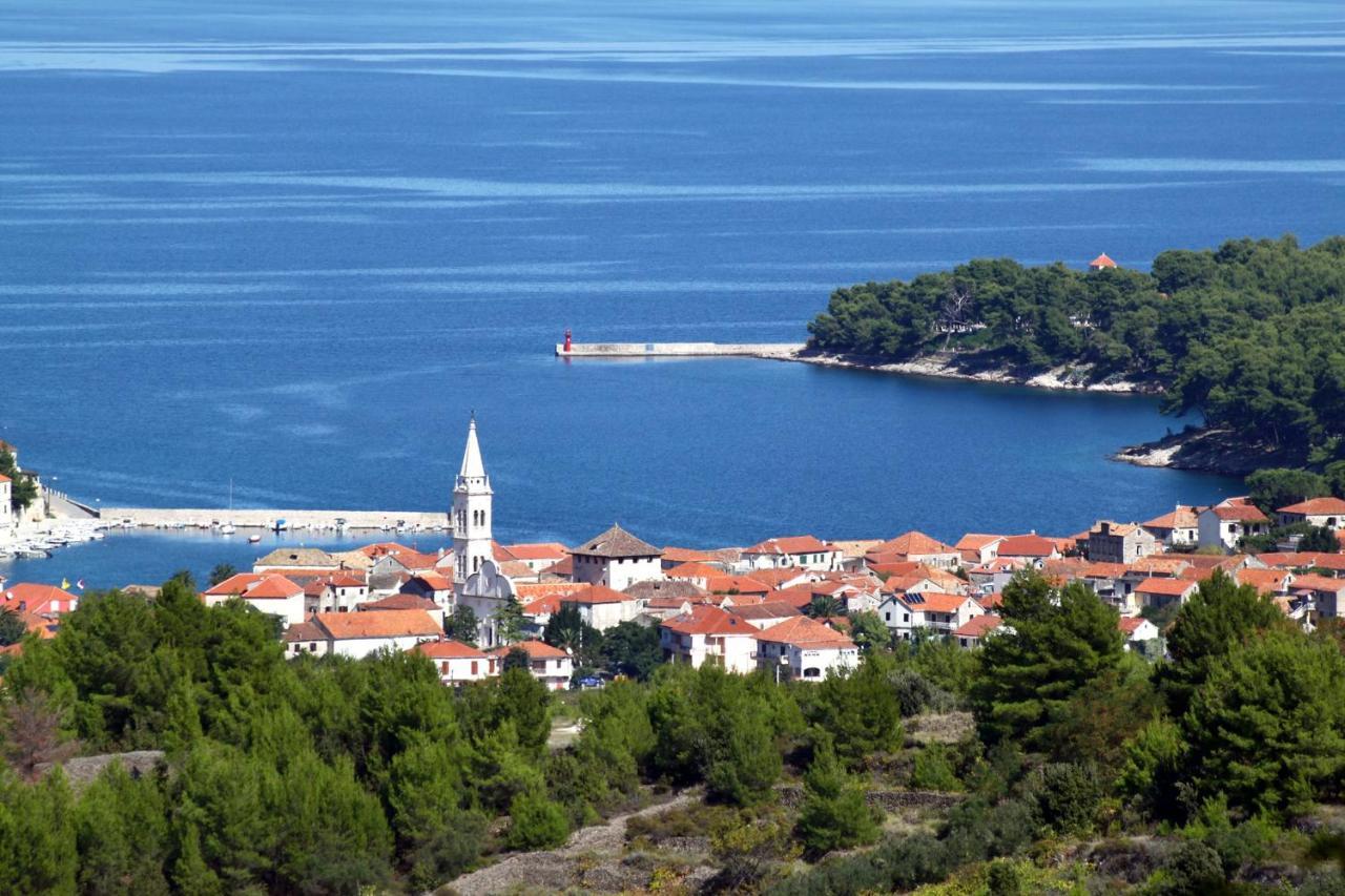 Apartments With A Parking Space Jelsa, Hvar - 8746 Jelsa  Buitenkant foto